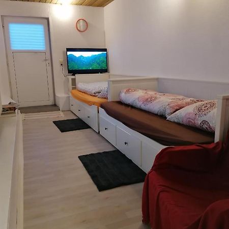 Jasmin Appartement Laichingen Buitenkant foto