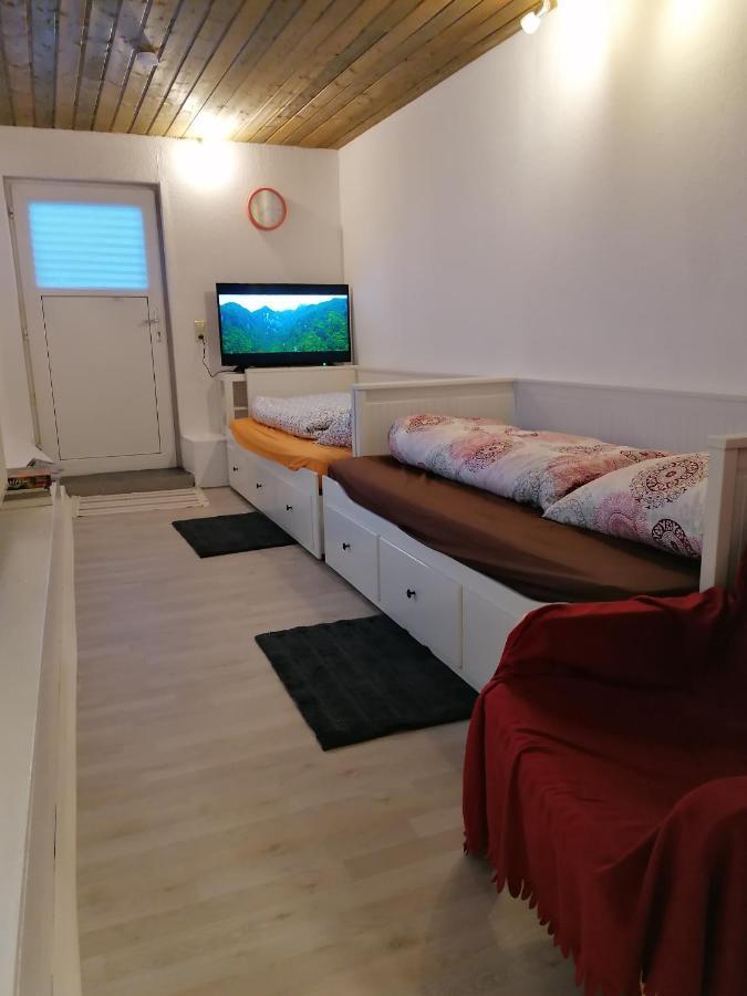 Jasmin Appartement Laichingen Buitenkant foto